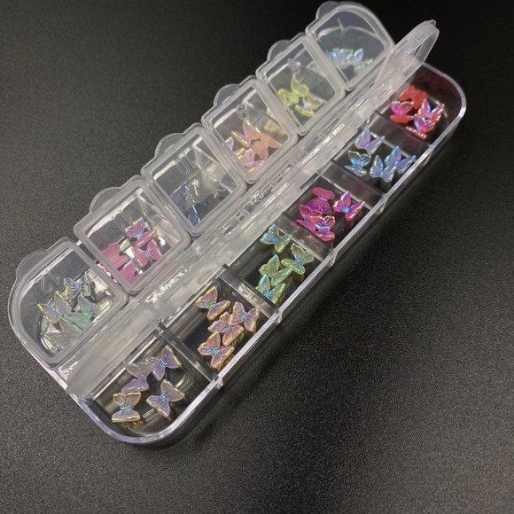 Irradiance 3D Butterflies nail charms with box - Picture 3 of 4